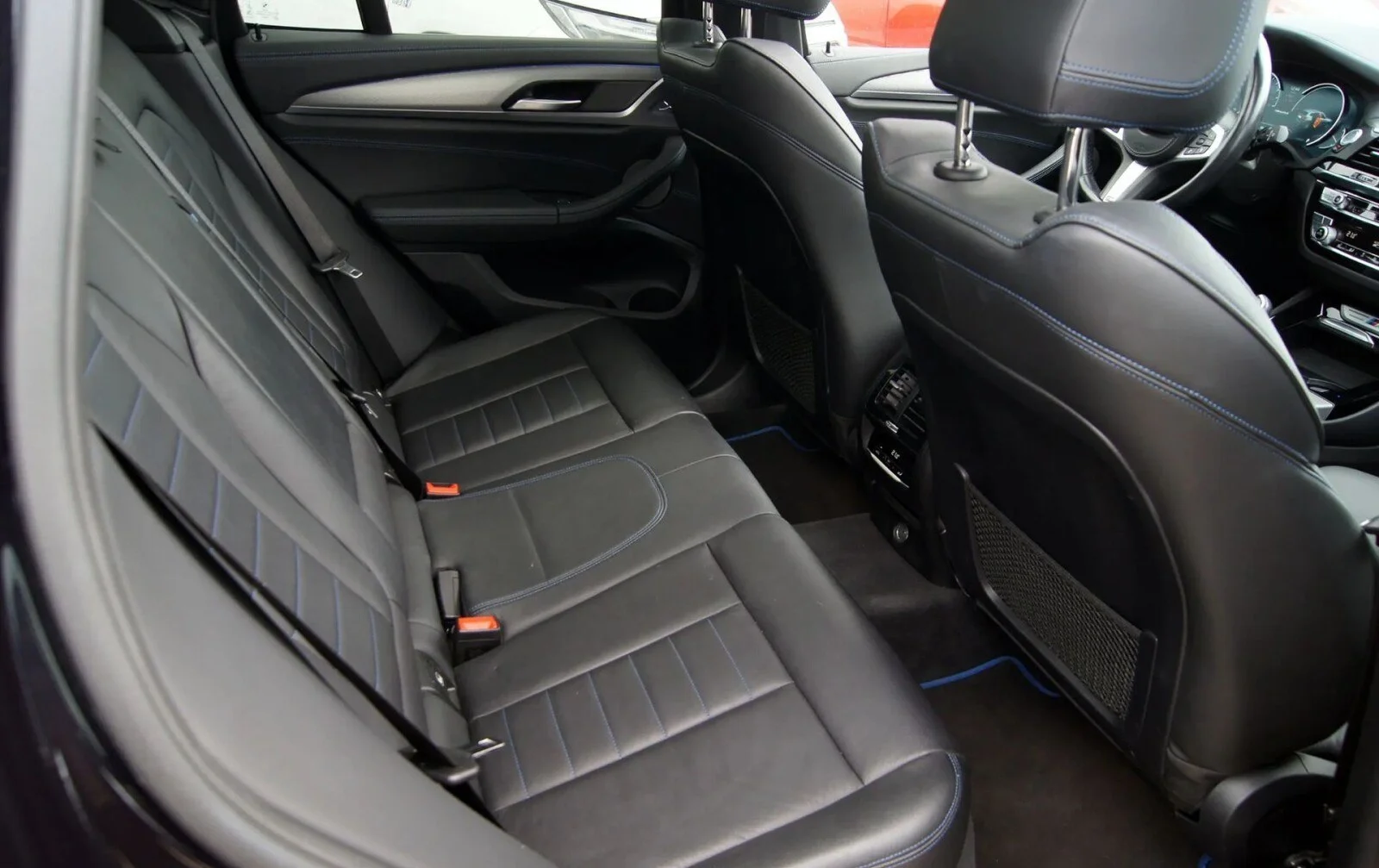 BMW X3 M40d - миниатюра 10