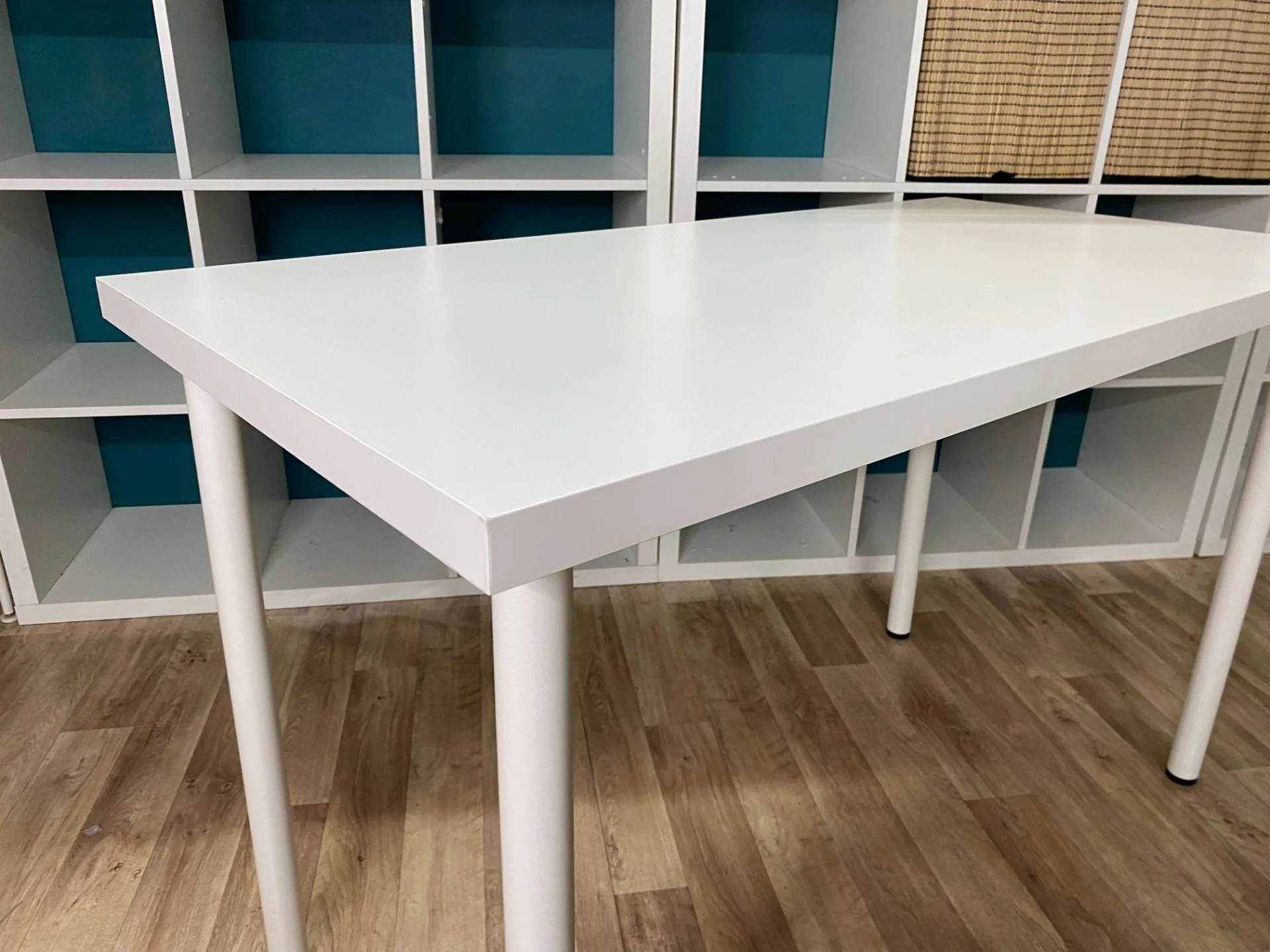 Стол IKEA - миниатюра 4