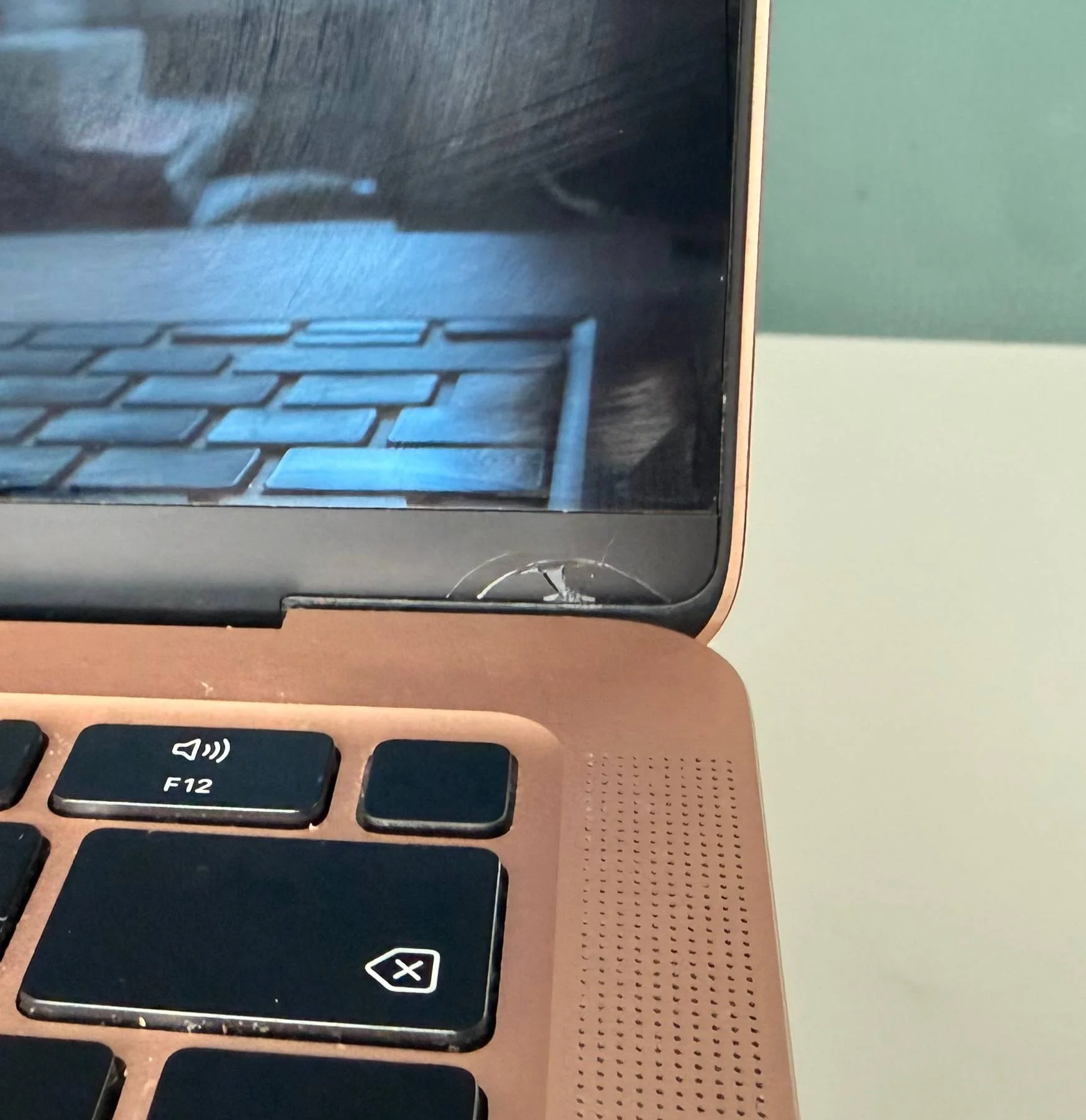 MacBook Air M1 2020 256gb - миниатюра 3