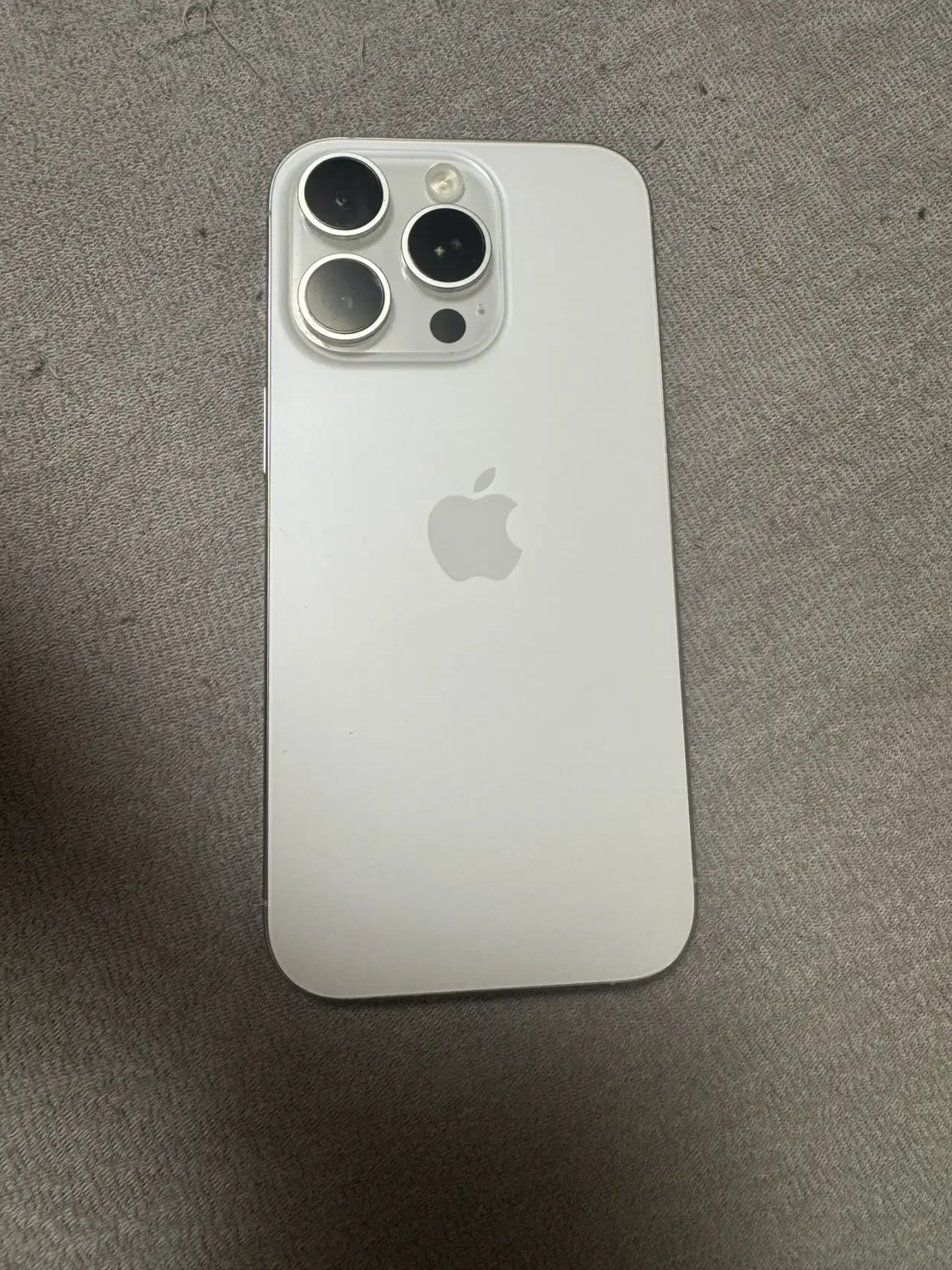 iPhone 16 pro - миниатюра 2