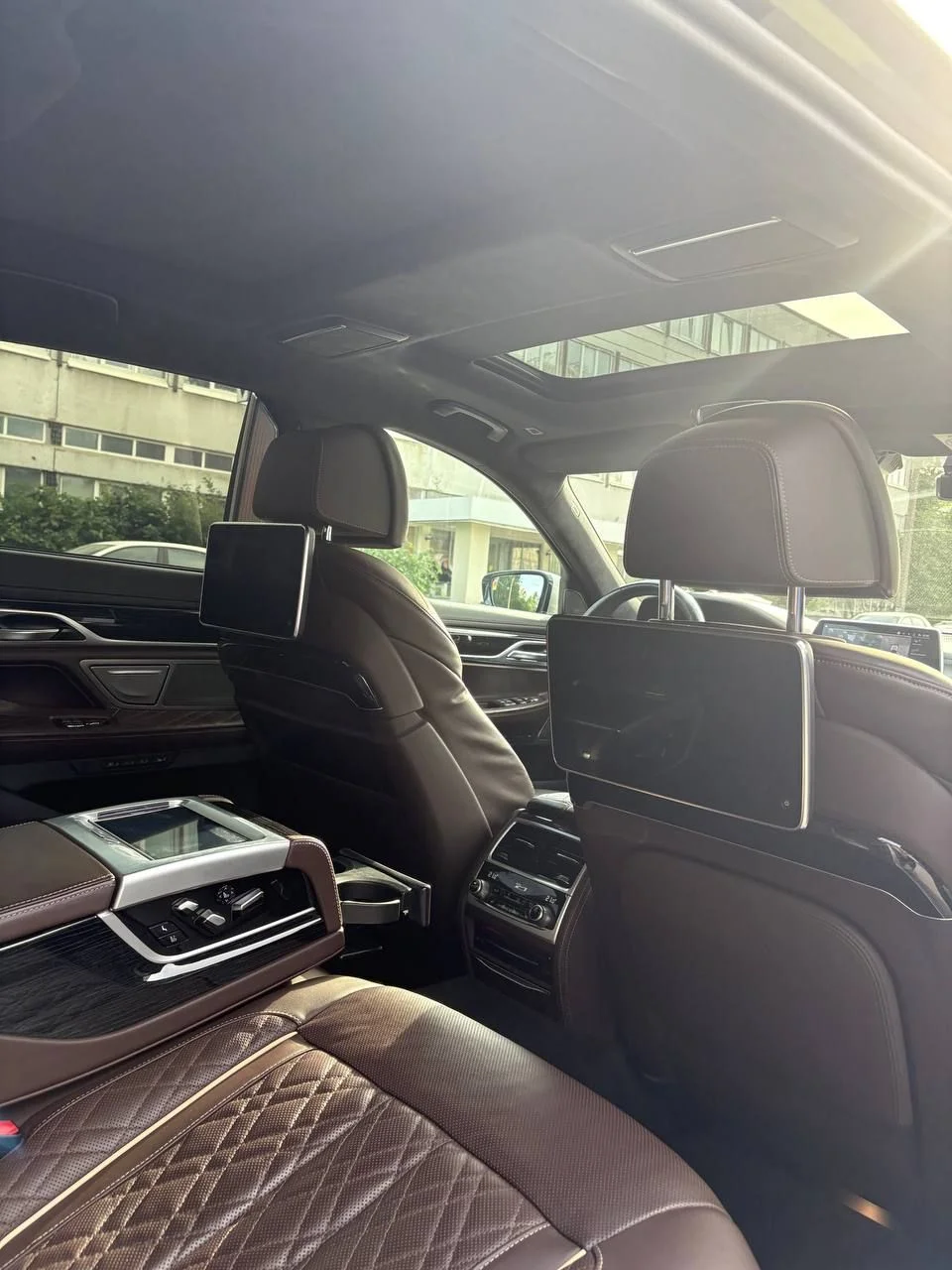 BMW 7 для работы в тарифе Premier - миниатюра 4