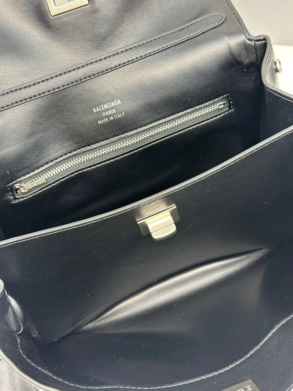 Сумка Balenciaga - миниатюра 5