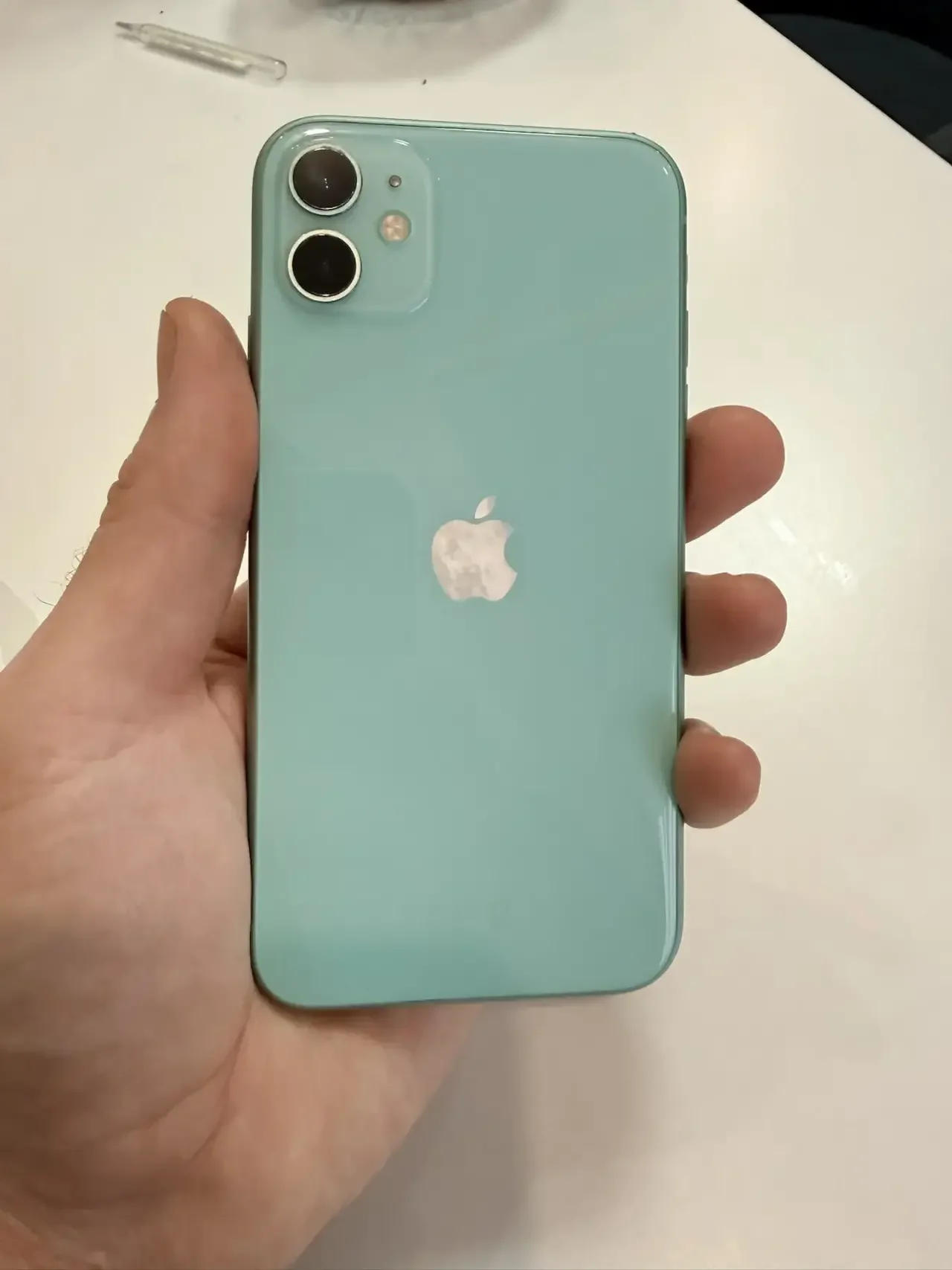 iPhone 11 64 gb - изображение 1