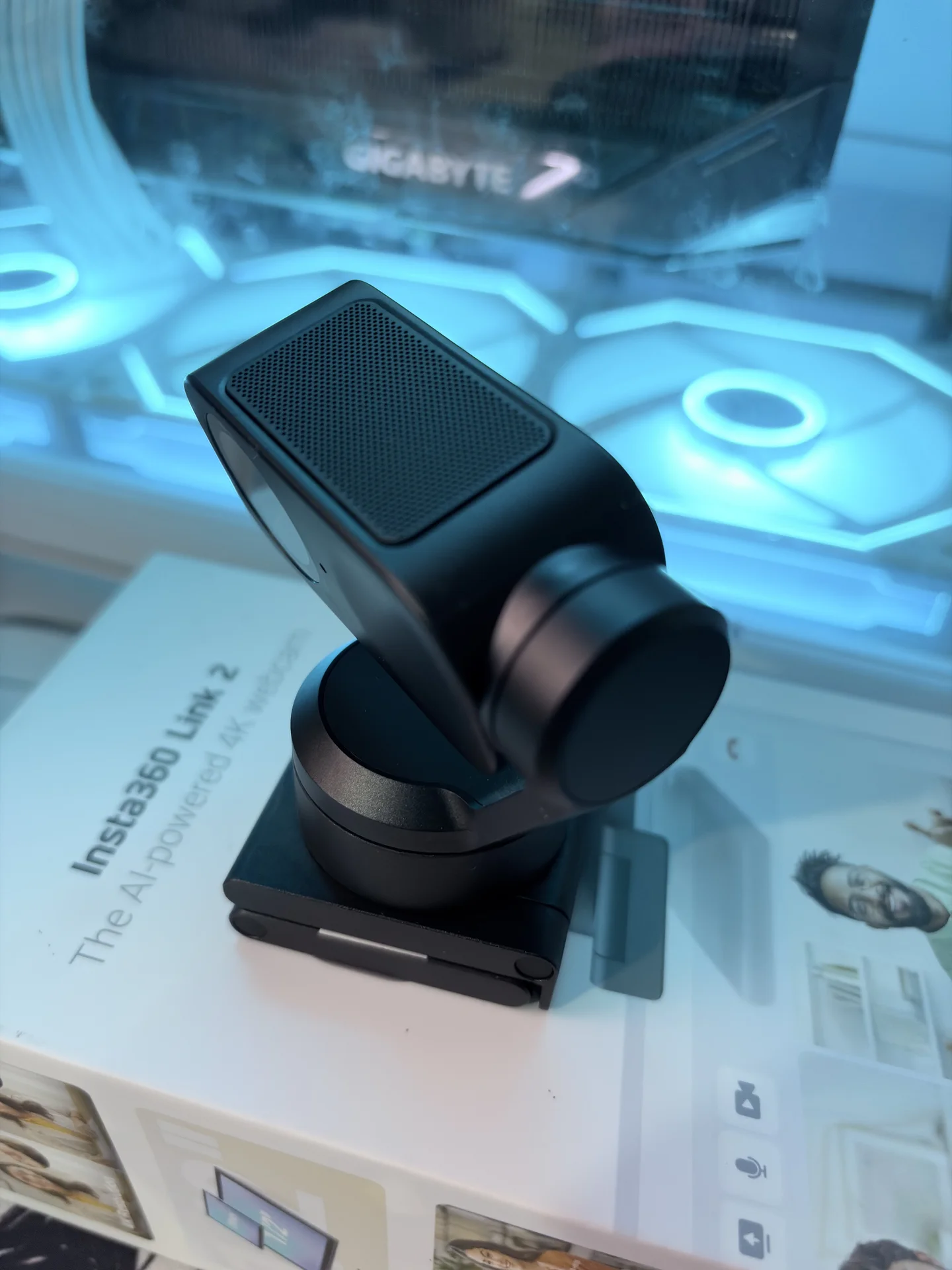 Веб-камера Insta360 Link 2 - миниатюра 2