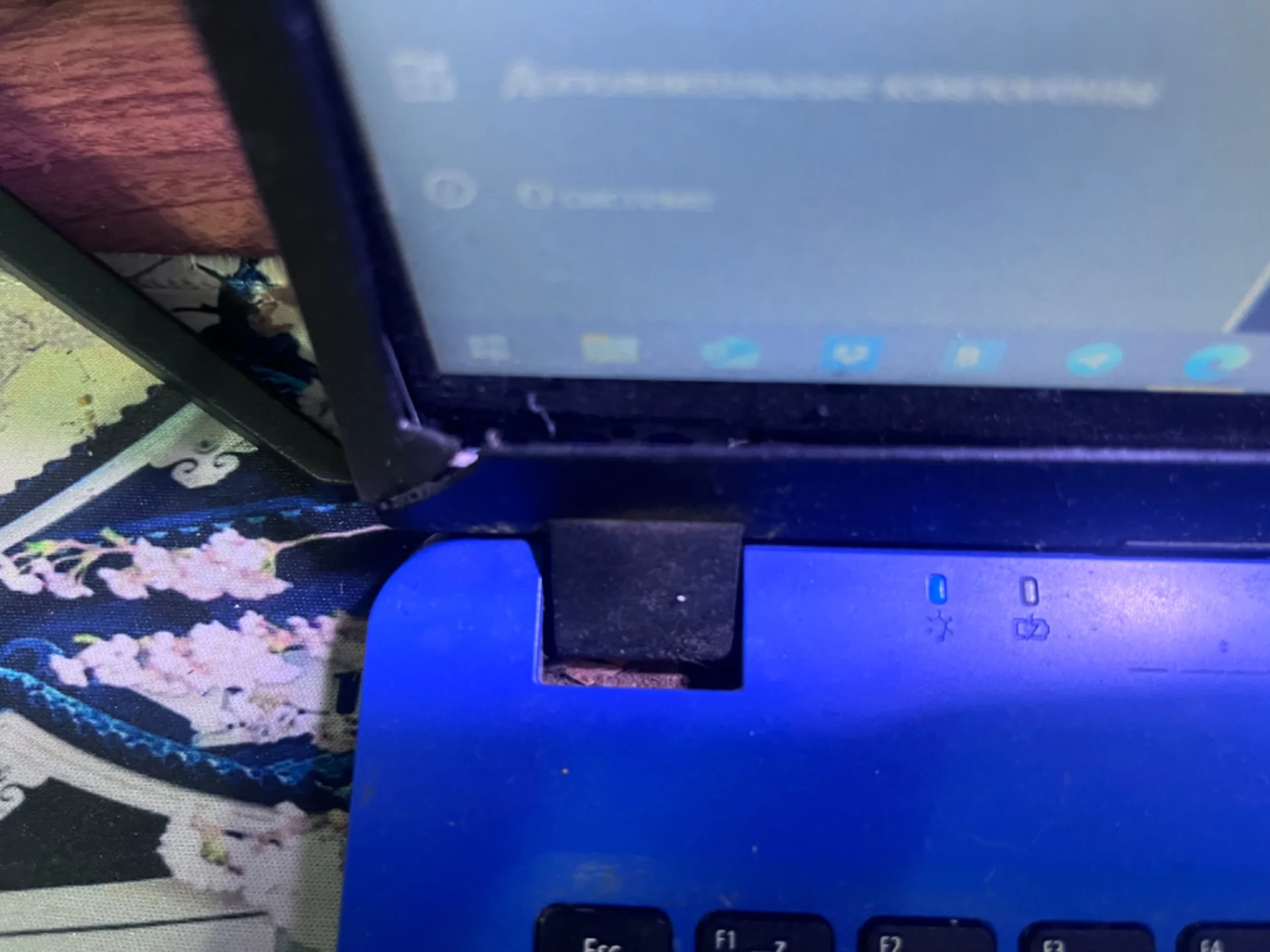 Ноутбук Acer aspire 3 - миниатюра 3