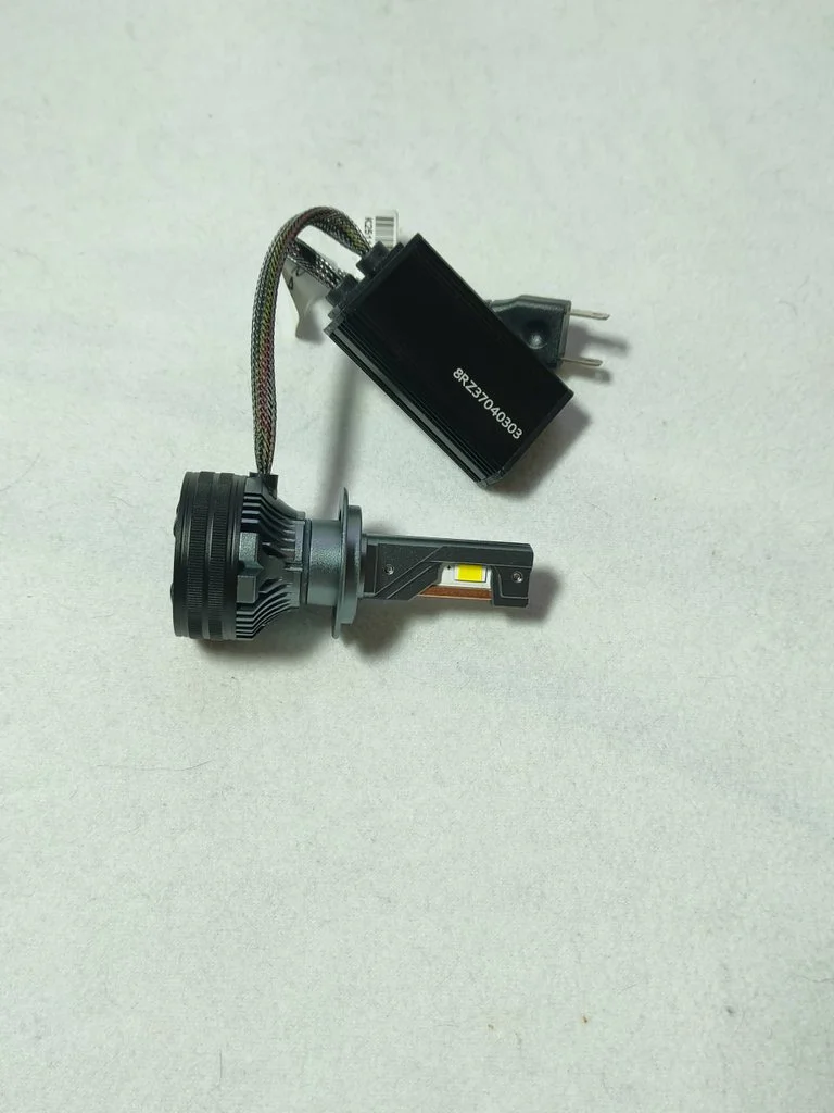Автомобильные лампы H7 4300K - миниатюра 3