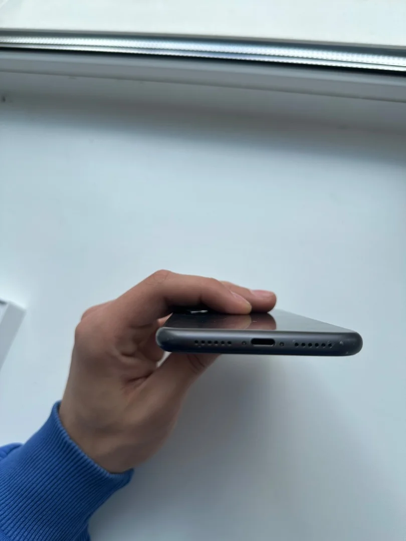 iPhone 11 - миниатюра 2