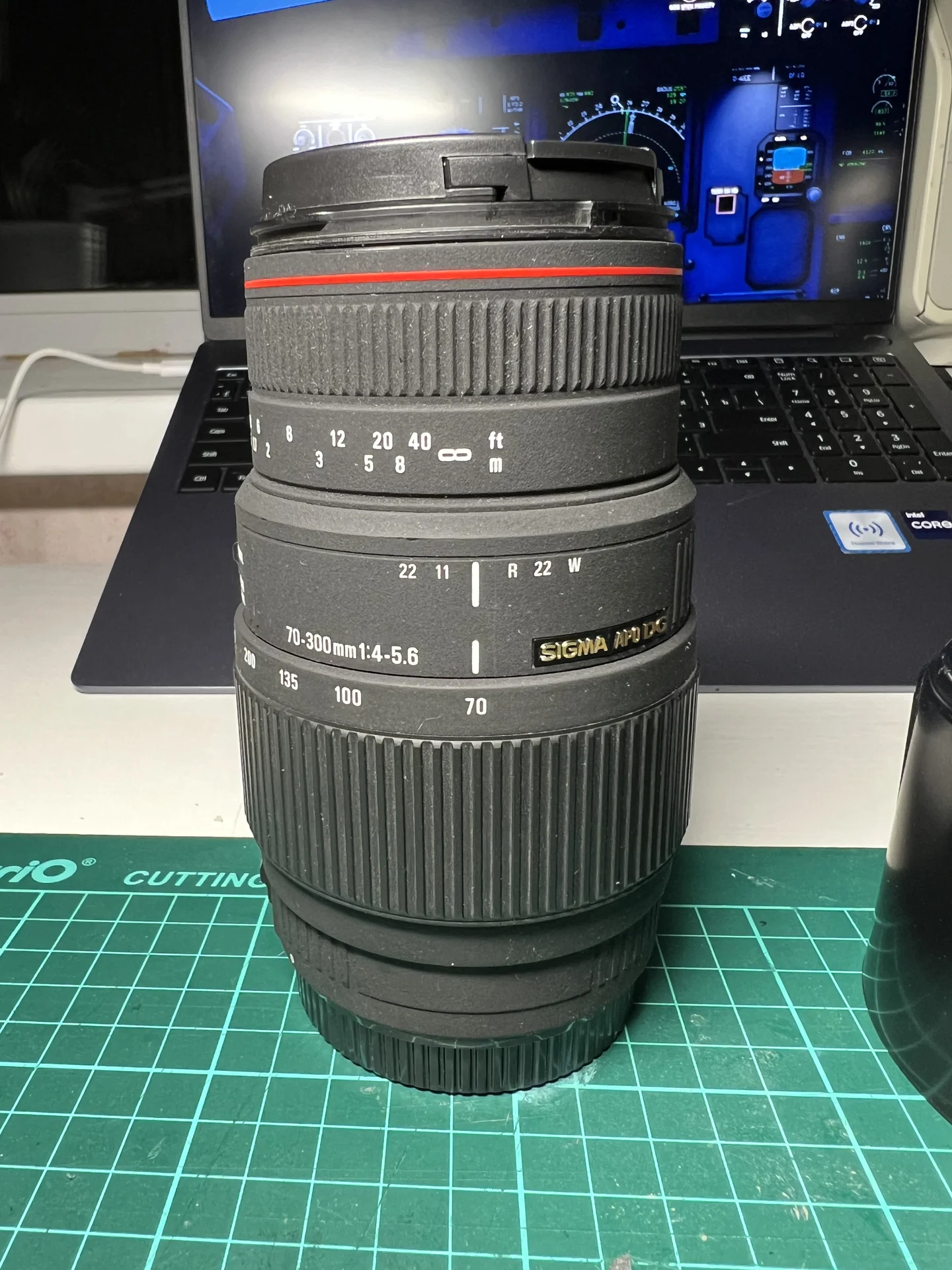 Объектив sigma af apo dg 70-300 - миниатюра 7