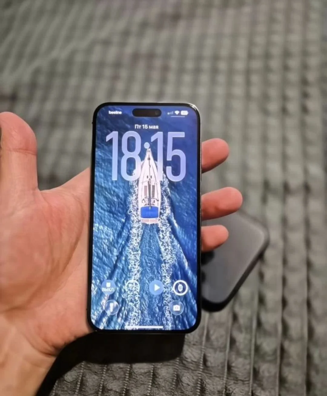 Телефон IPhone 14 Pro Max - миниатюра 2
