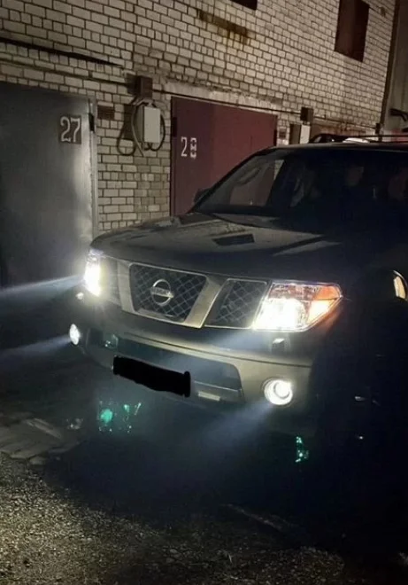 Фары Bi-led Nissan Pathfndr 06-09г.в - миниатюра 4