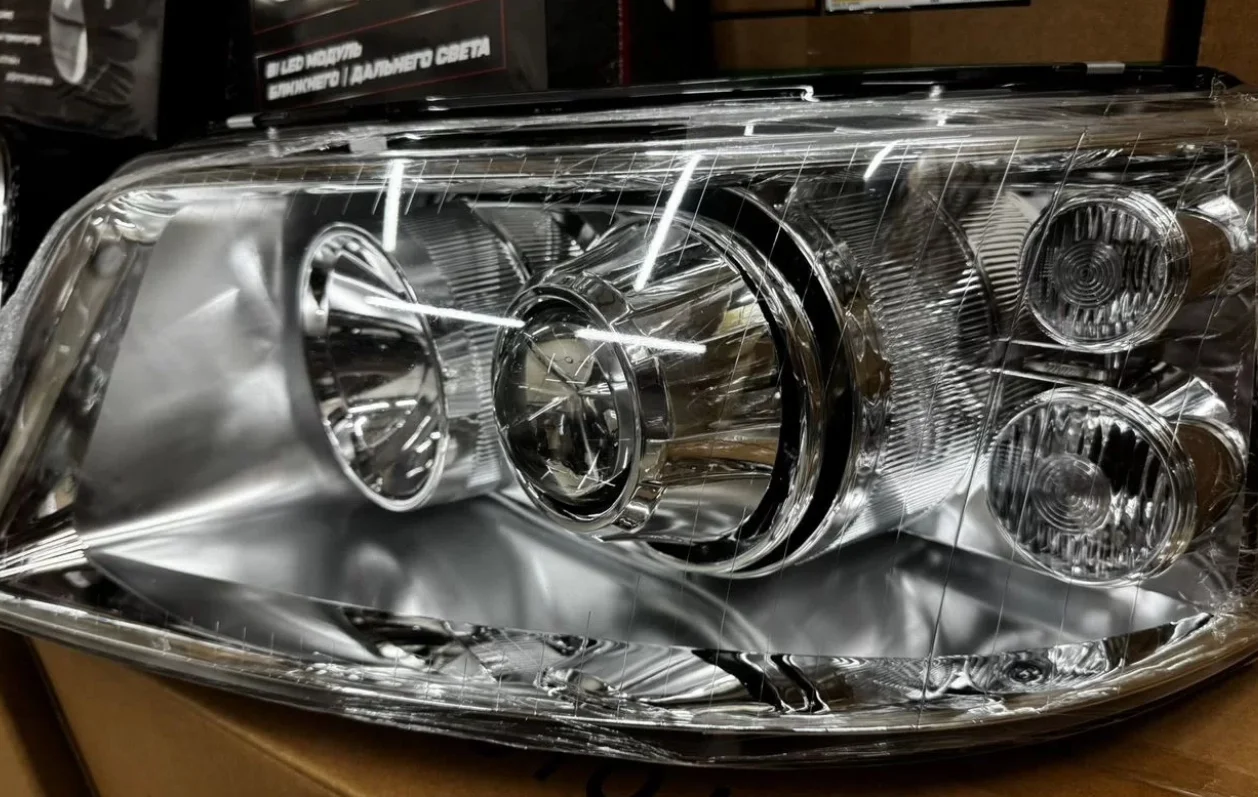 Фары Volkswagen Т5 с Bi-led модулем 03-09 г.в - миниатюра 2