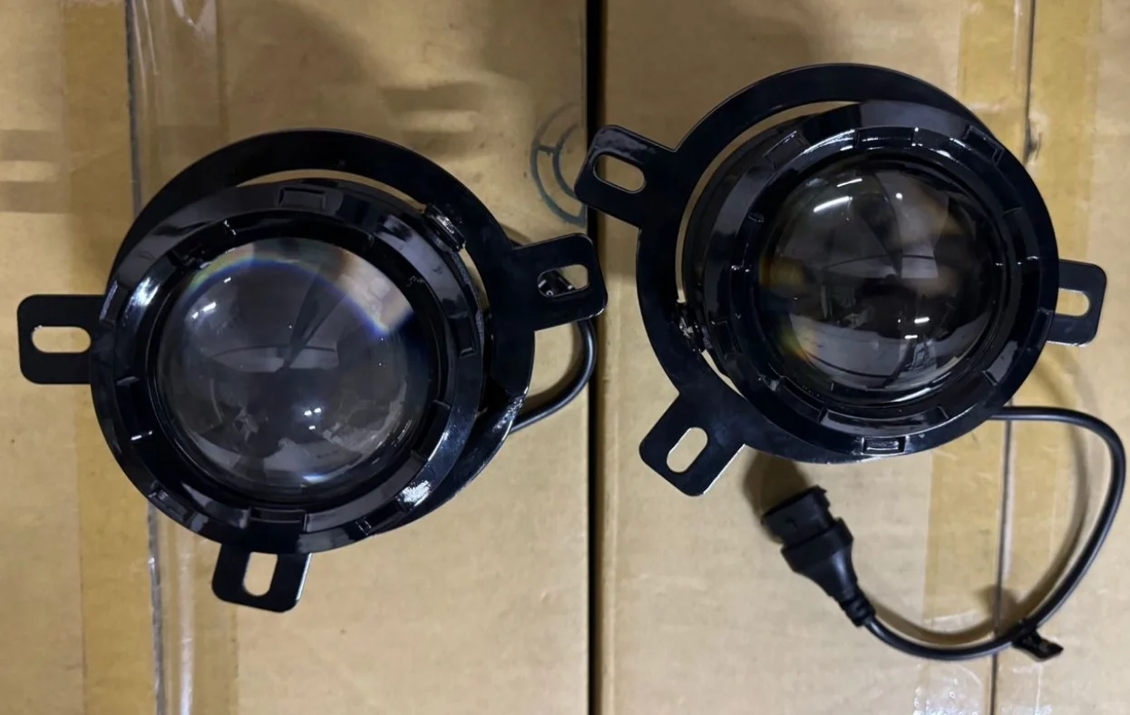 Фара противотуманная фара Renault Magnum LED - миниатюра 4