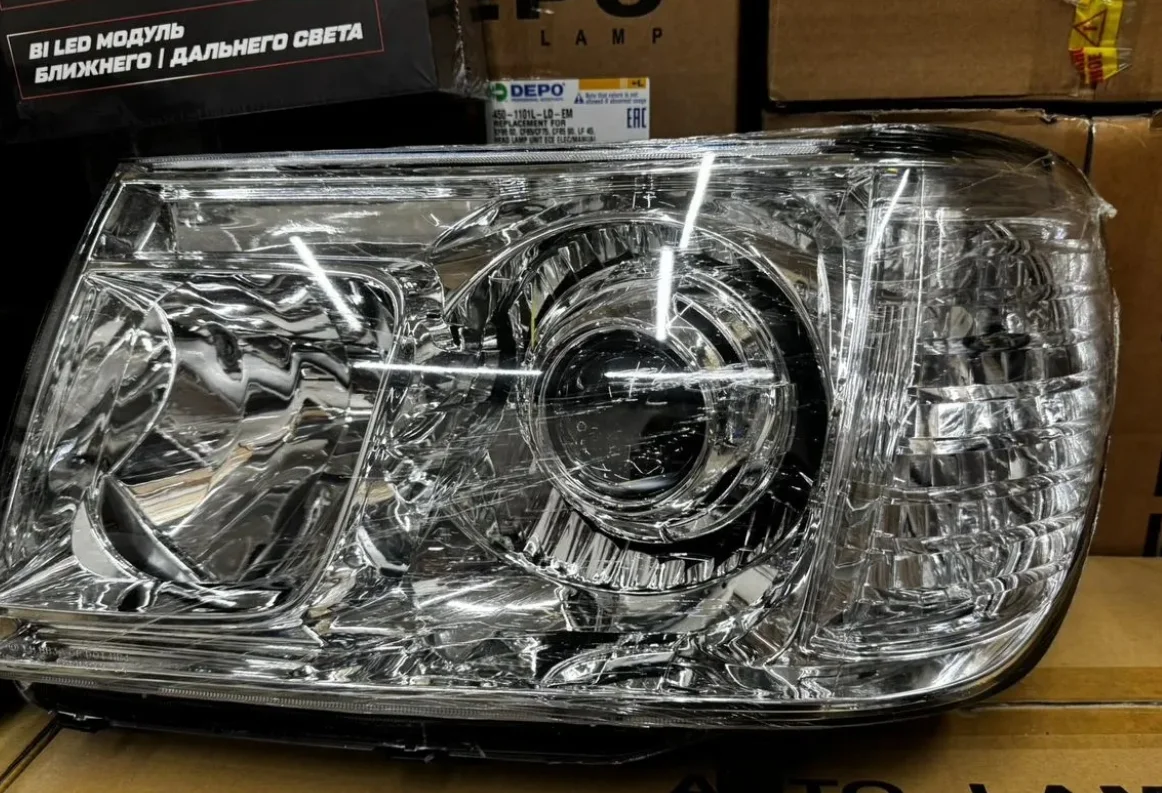 Фары на Toyota Land Cruiser 100 с Bi-Led