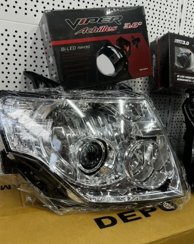 Фары Mitsubishi Pajero с Bi-LED модулем - миниатюра 4