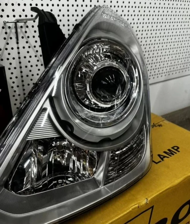 Фары Hyundai Starex с Bi-led модулем - миниатюра 3