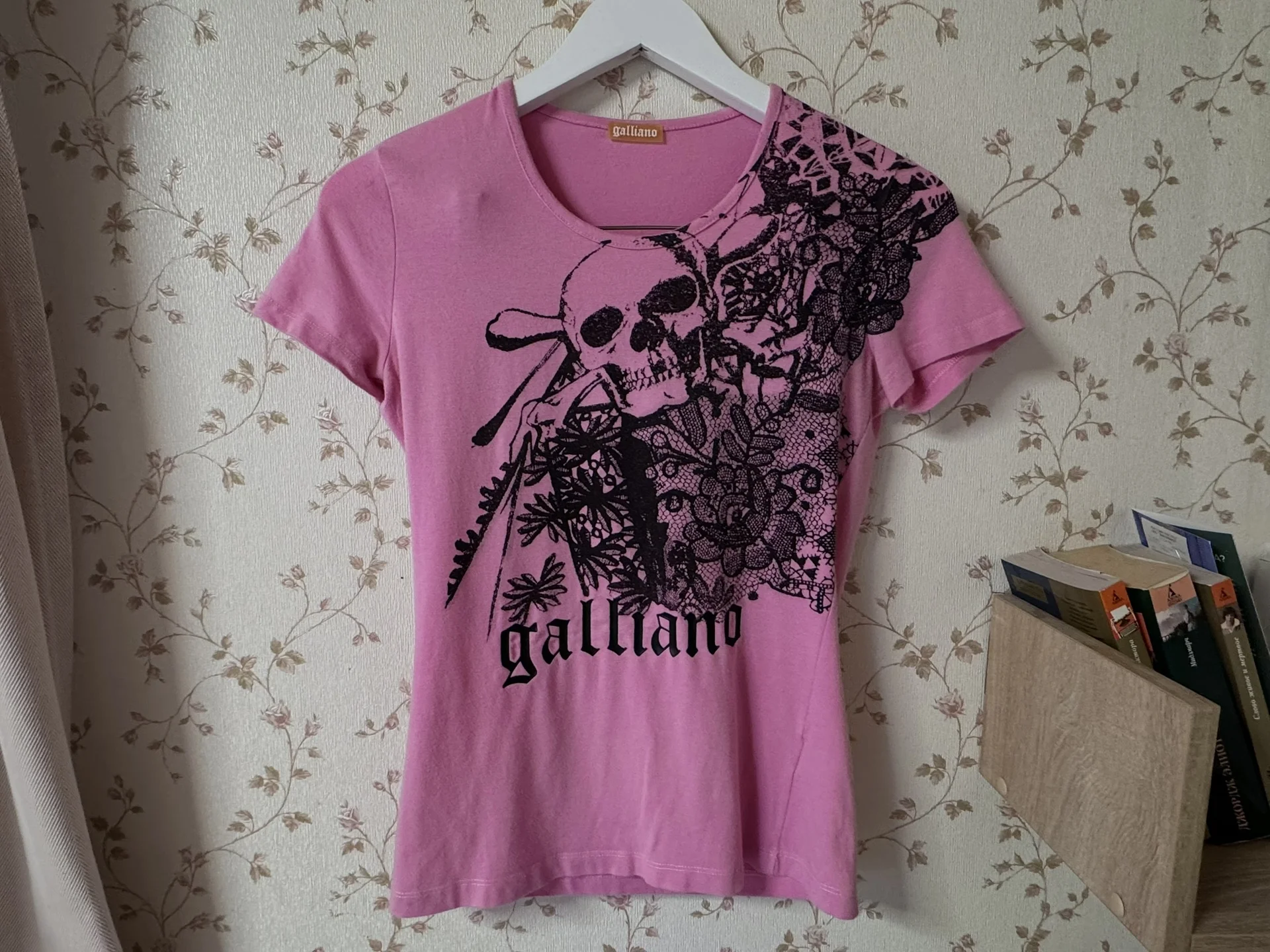Женская футболка Galliano XS оригинал - изображение 1