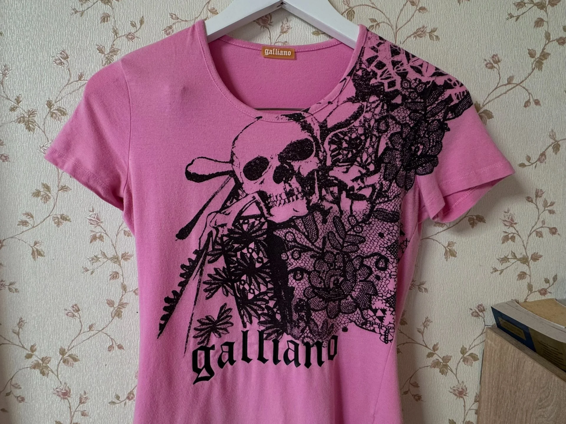 Женская футболка Galliano XS оригинал - миниатюра 2