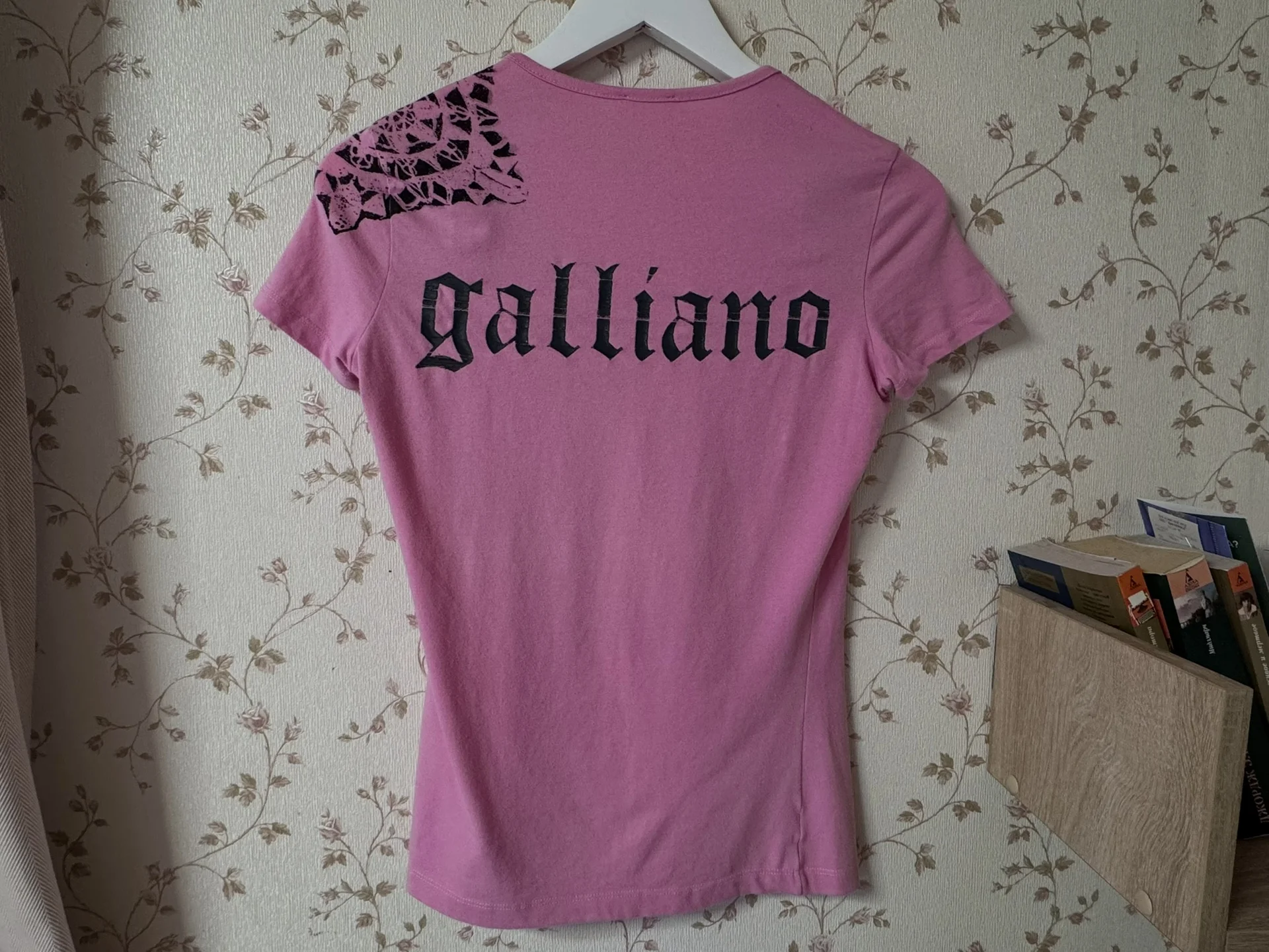 Женская футболка Galliano XS оригинал - миниатюра 5