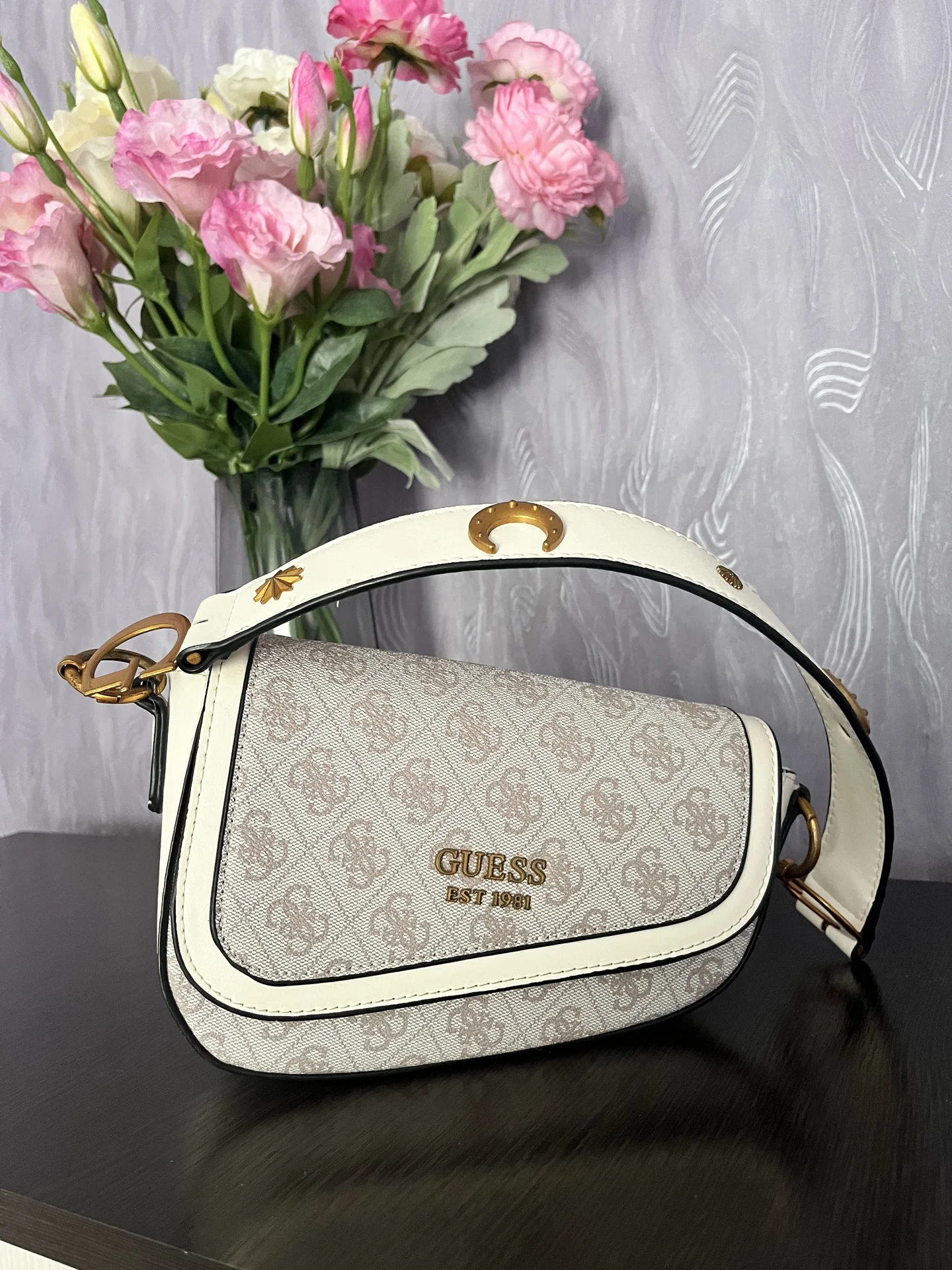 Сумка Guess - изображение 1