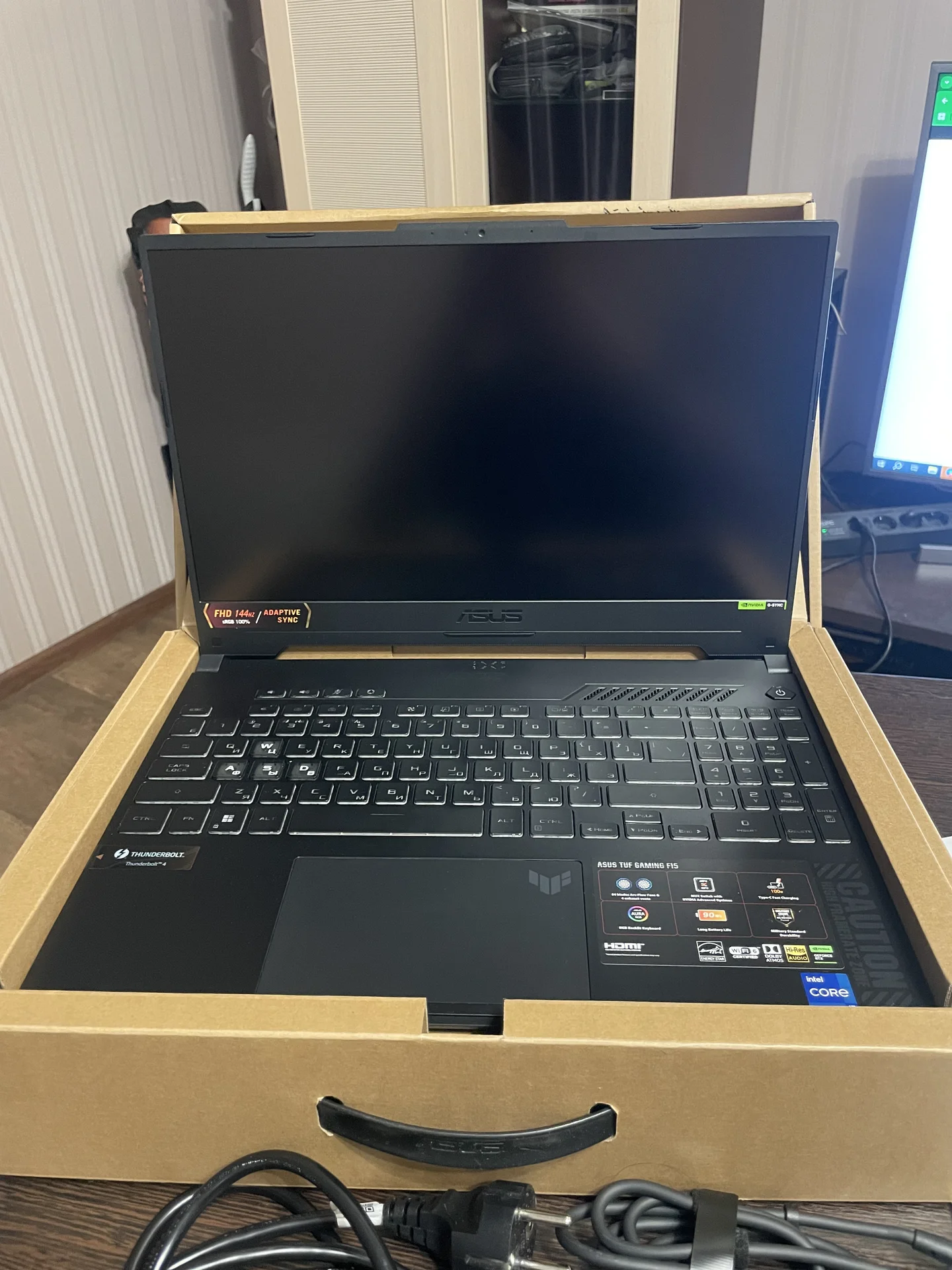 Ноутбук на RTX 4070 Asus TUF Gaming F15 - миниатюра 4