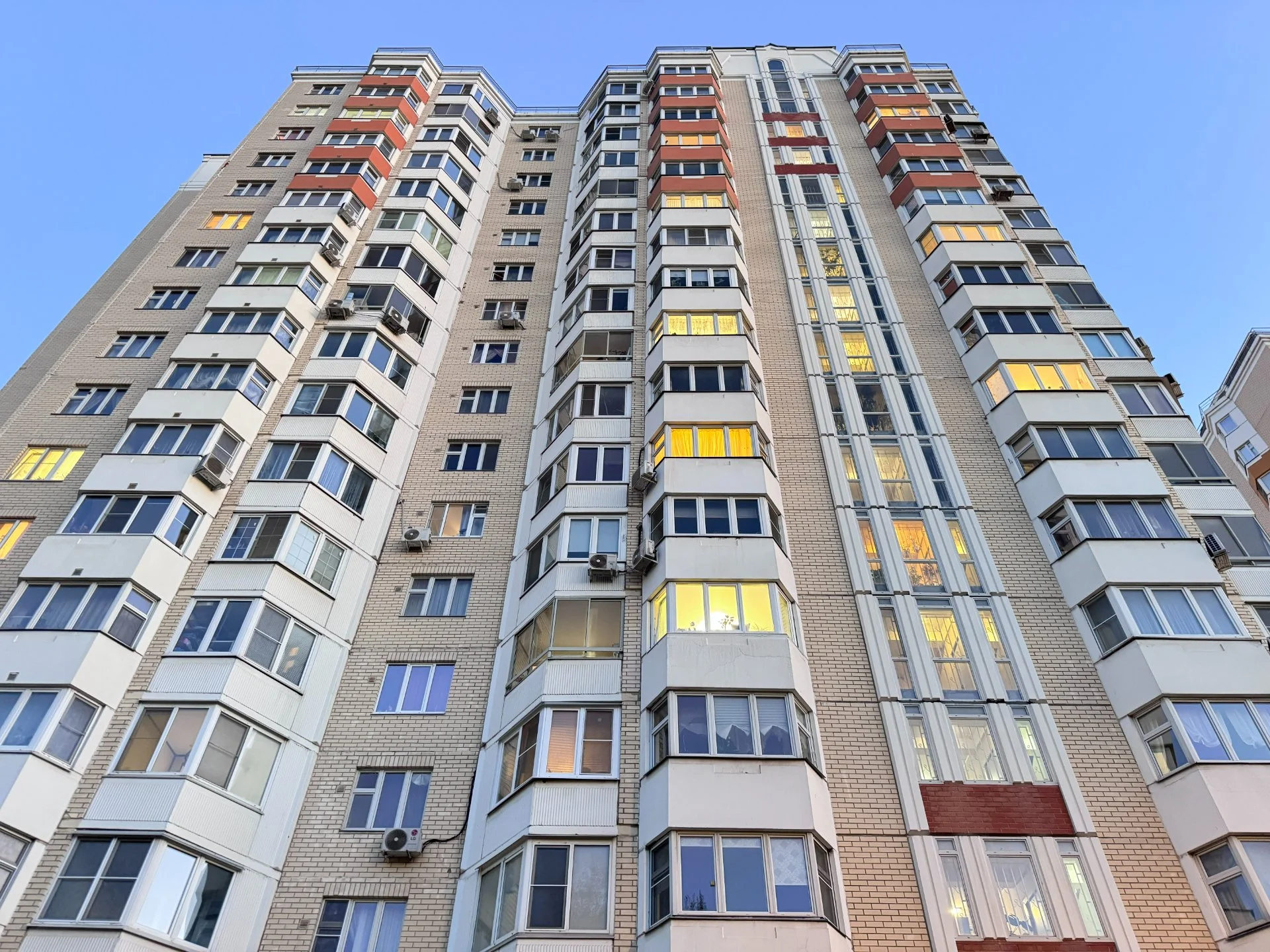 Продается 2-комнатная квартира. г.Москва, Юрловский проезд, д.14, корп.3 - изображение 1