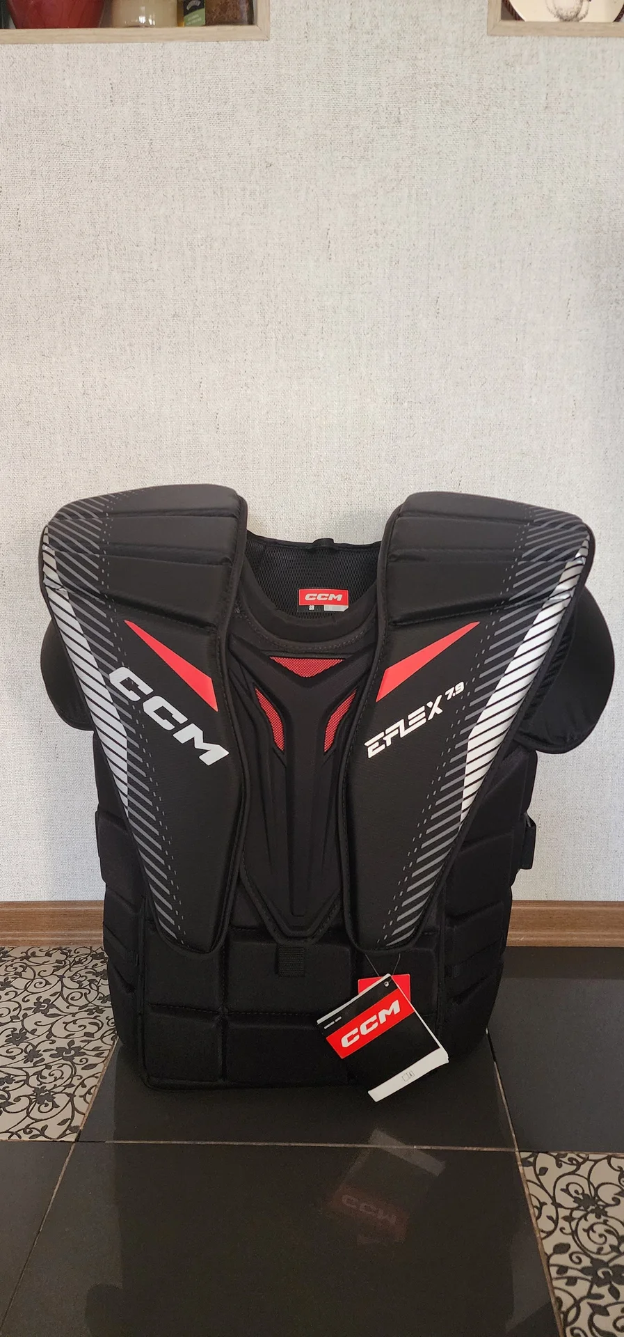 Вратарский нагрудник CCM 7.9 XL - изображение 1
