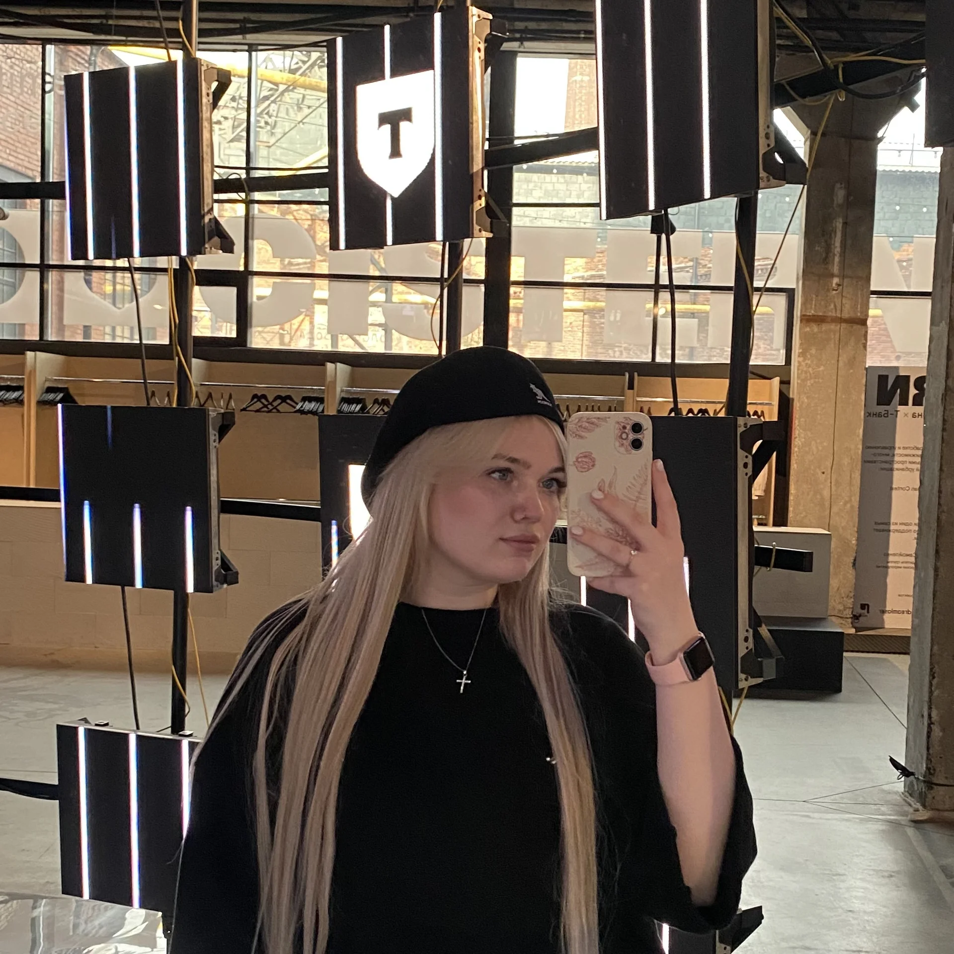 Берет kangol оригинальный - миниатюра 6