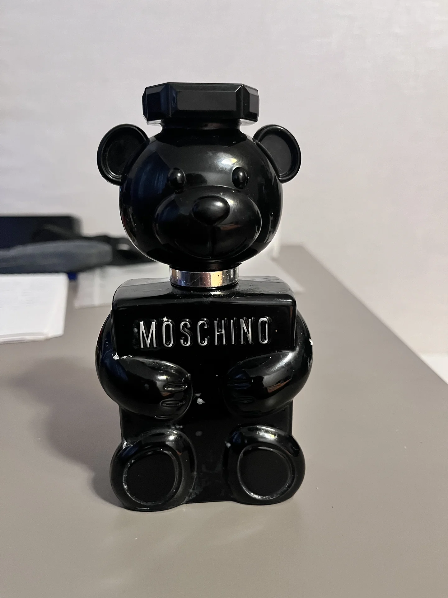 Продам Moschino Toy Boy - изображение 1