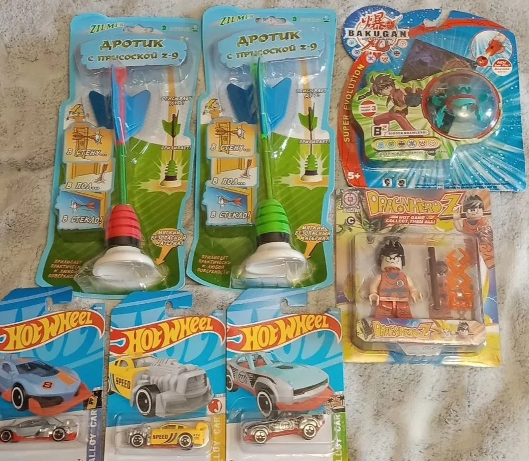 Игрушки новые для мальчиков пакетом - миниатюра 2