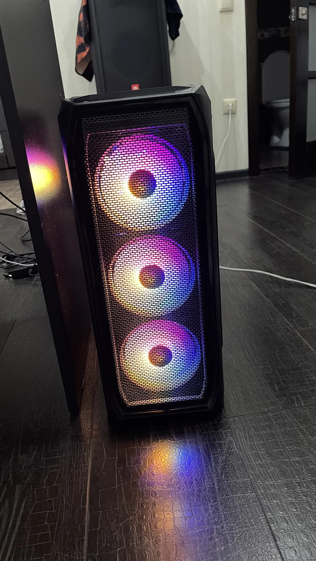 Игровой Компьютер RX5600XT I5 10400F 2.9hz - миниатюра 4