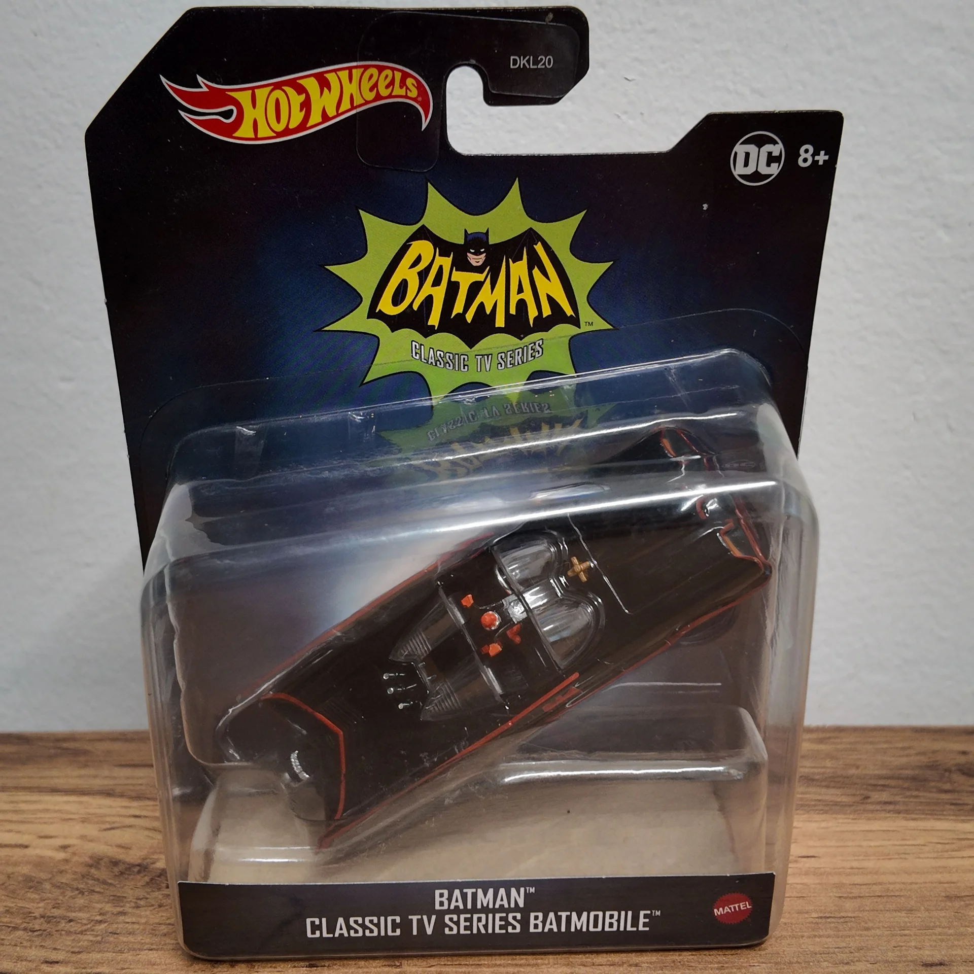 HotWheels Batman Premium 1:50 - изображение 1