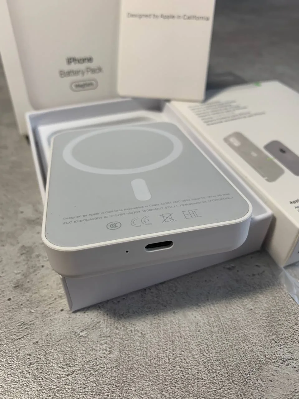 Внешний аккумулятор PowerBank с MagSafe 5000 mAh - миниатюра 4