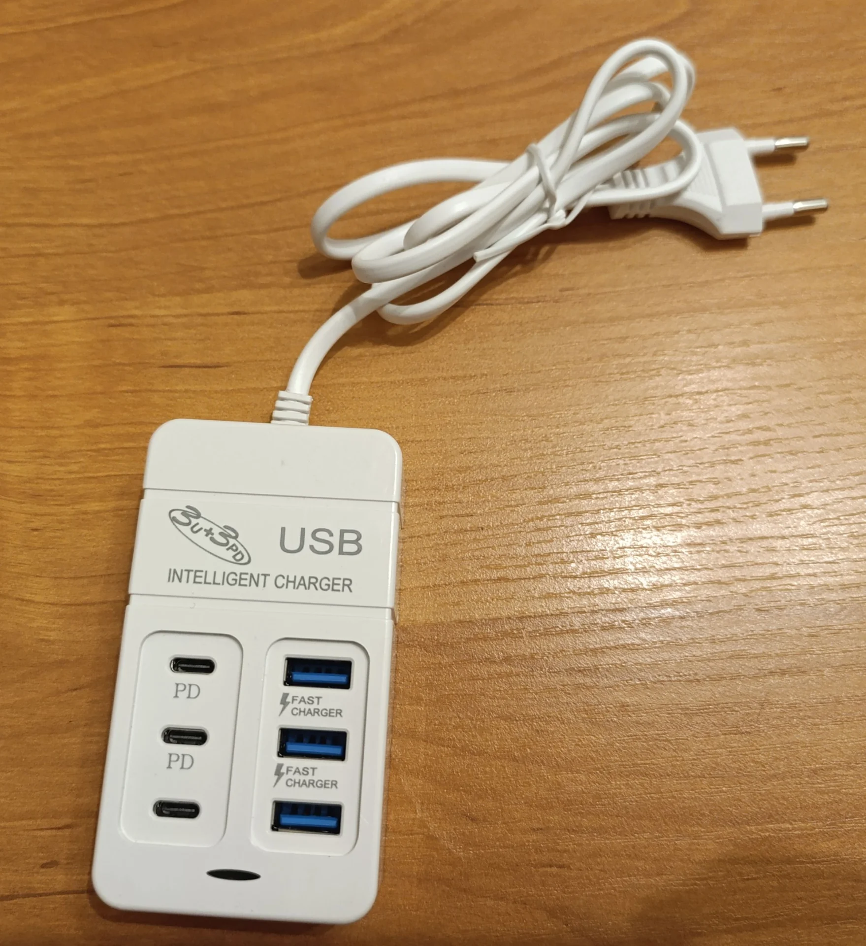 Зарядное устройство USB 35 Вт. Type C и USB