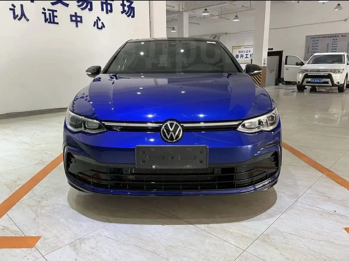 Volkswagen Golf 8 2021 - миниатюра 2