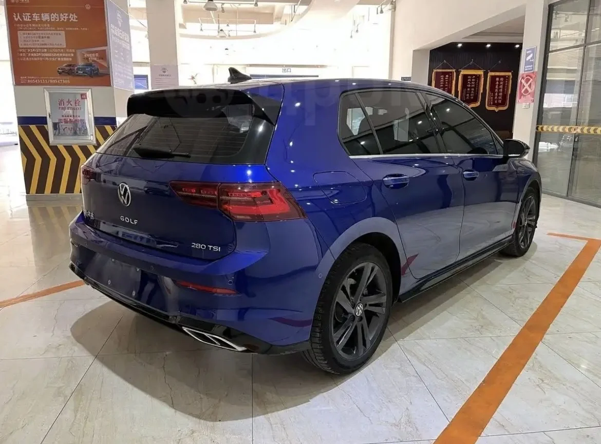 Volkswagen Golf 8 2021 - миниатюра 4
