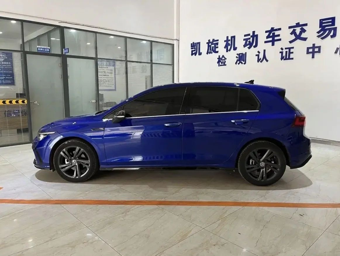 Volkswagen Golf 8 2021 - миниатюра 7