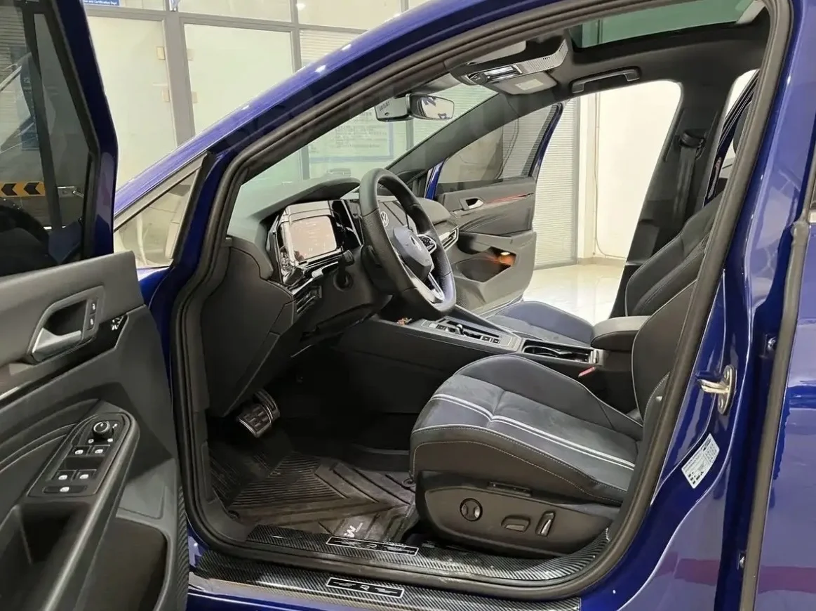 Volkswagen Golf 8 2021 - миниатюра 8
