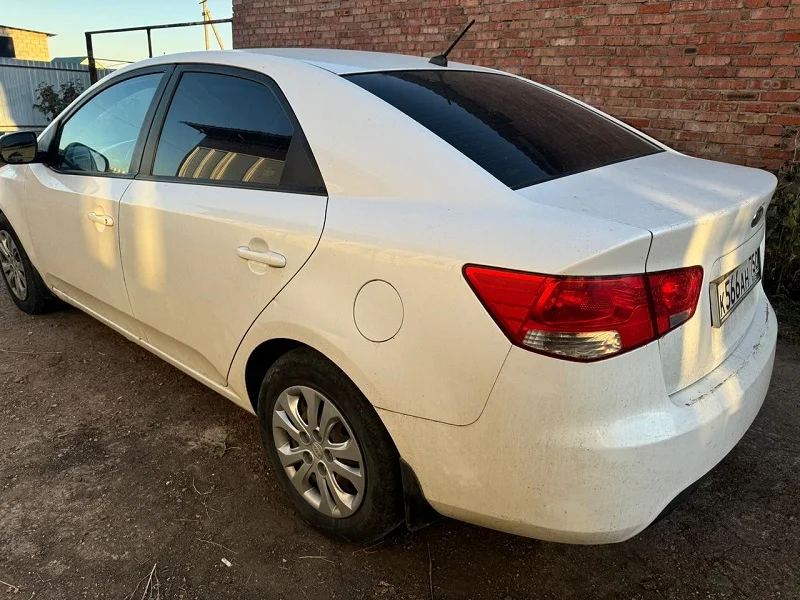 KIA CERATO - миниатюра 3