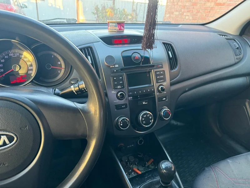 KIA CERATO - миниатюра 14