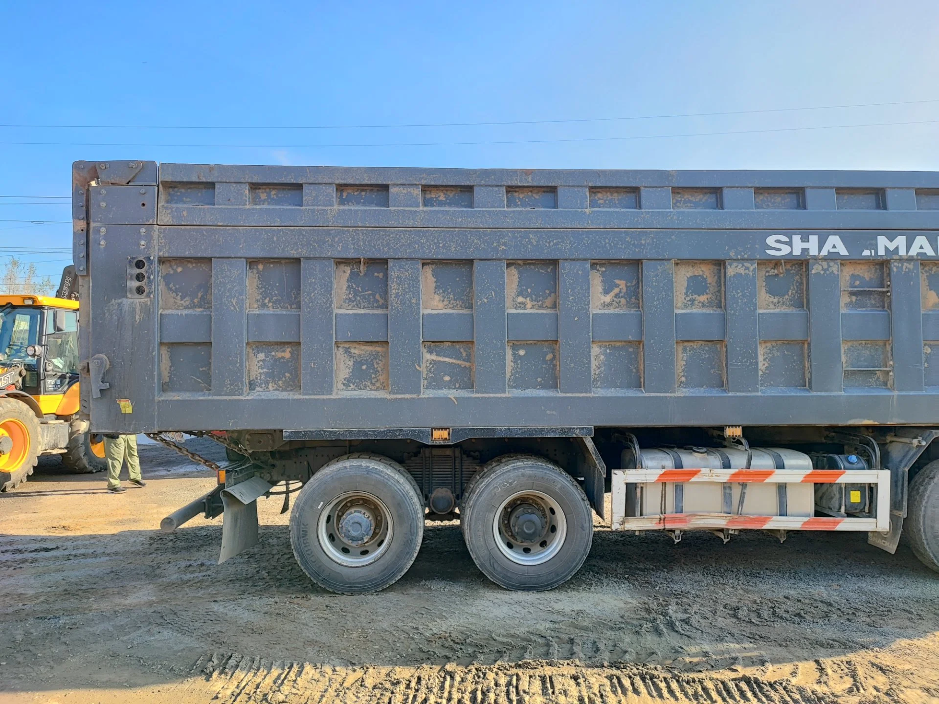 Специализированный, автомобиль - самосвал SHACMAN SX331863366 2022 года выпуска - миниатюра 24