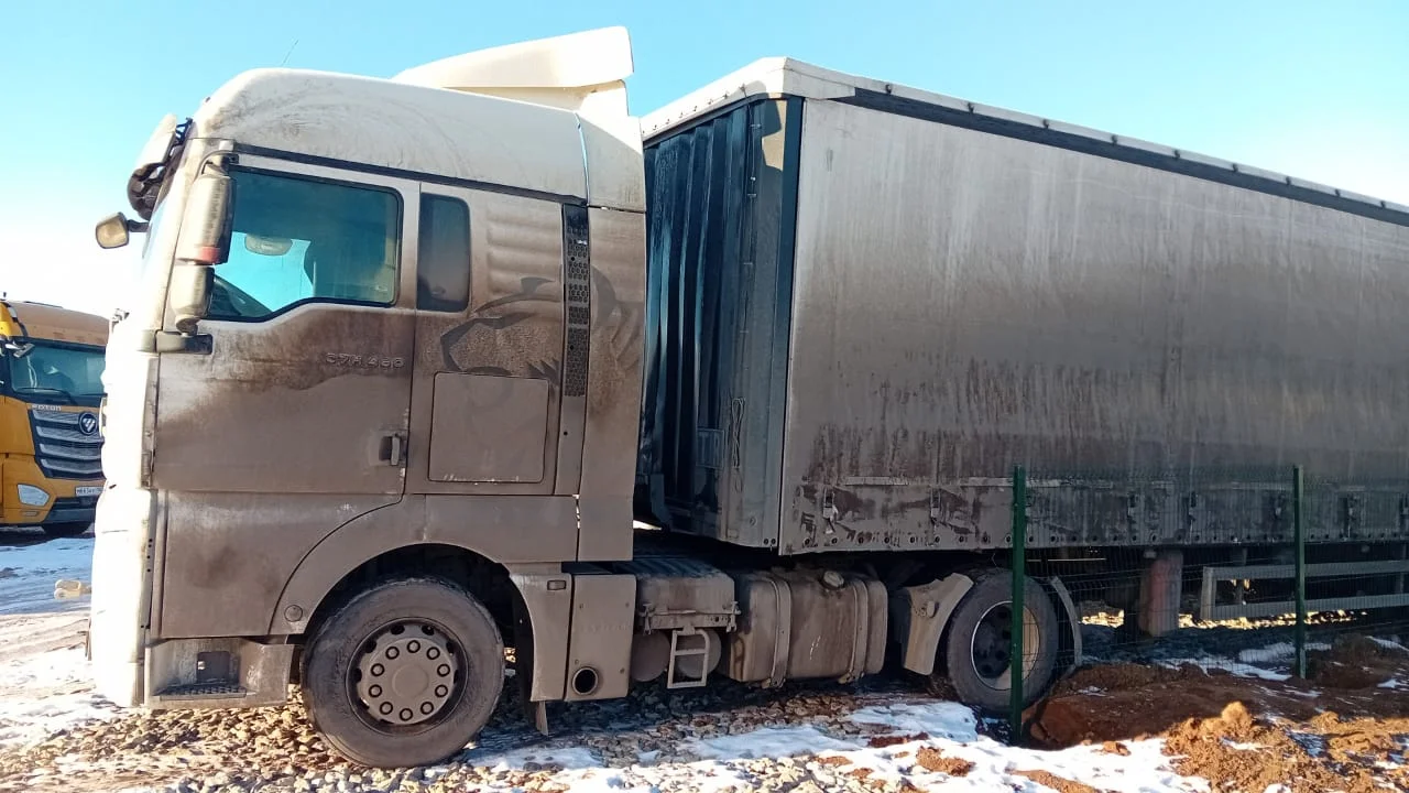 Прицеп UAT-SCFG-9226.01 - миниатюра 4