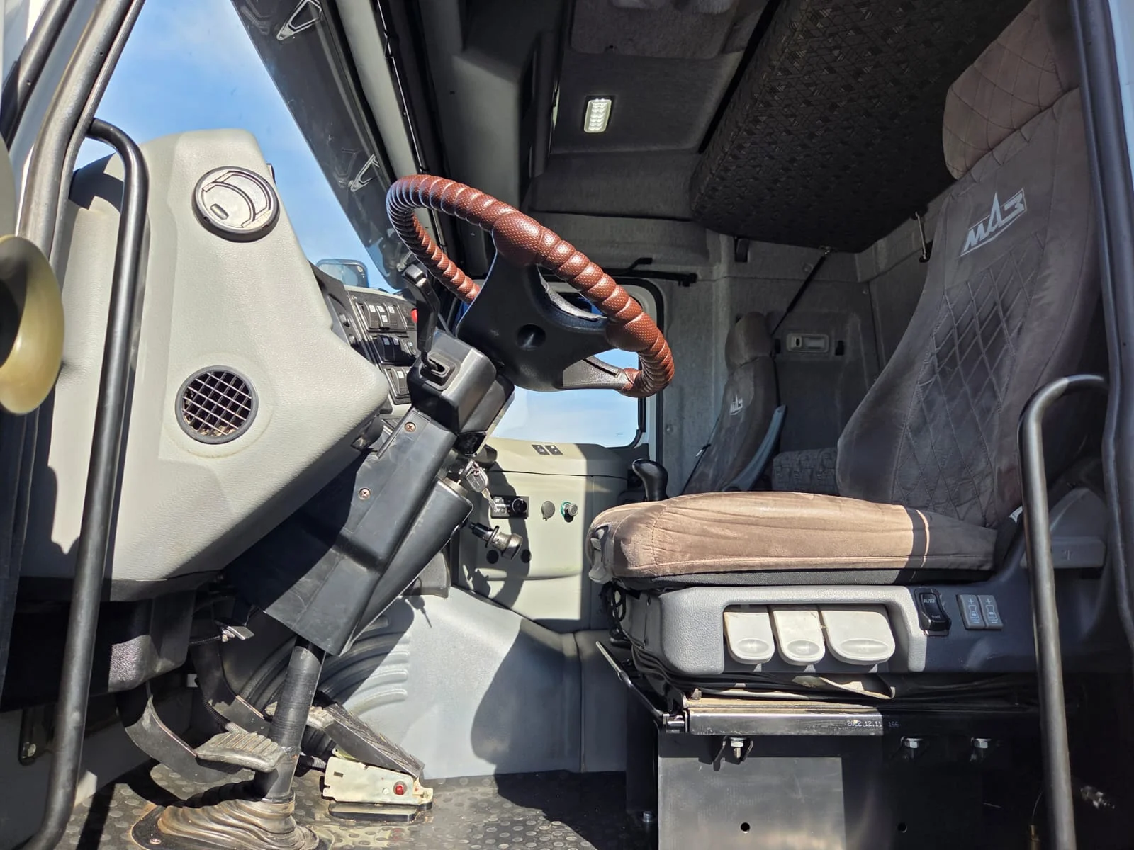 МАЗ 643028 (6х4) 2023 года выпуска - миниатюра 8