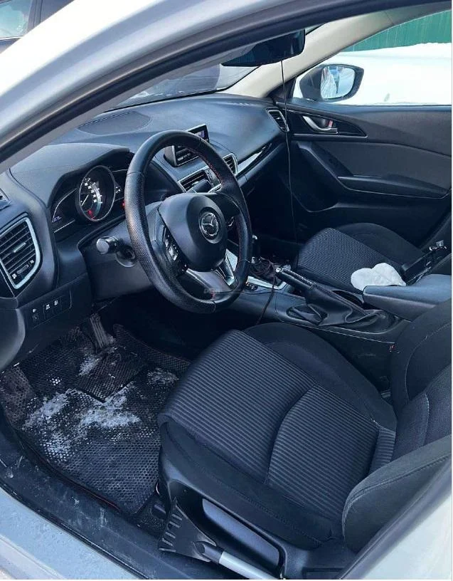 Автомобиль легковой MAZDA 3 2013 года выпуска - миниатюра 6