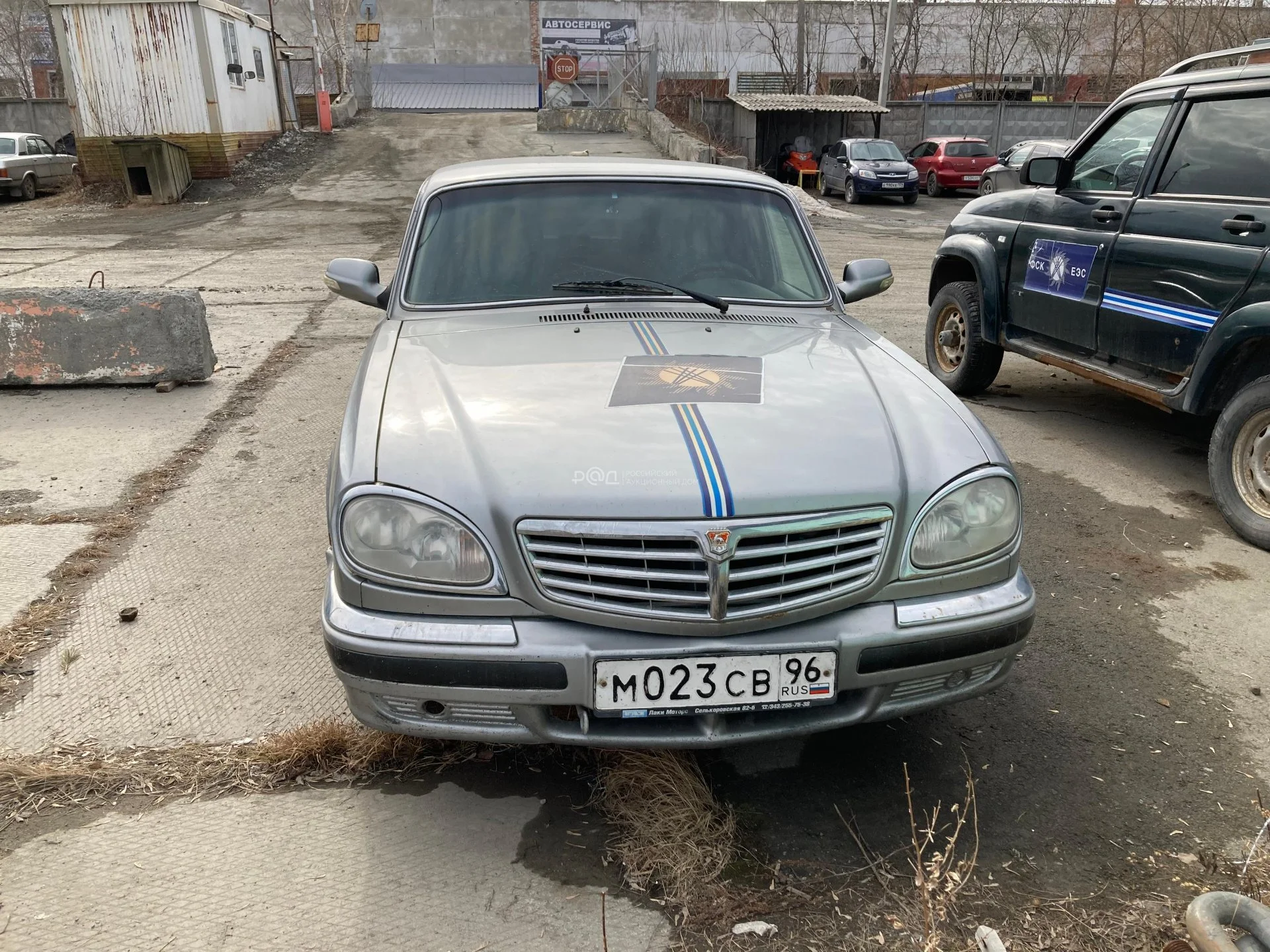 Легковой автомобиль ГАЗ-31105 - миниатюра 3