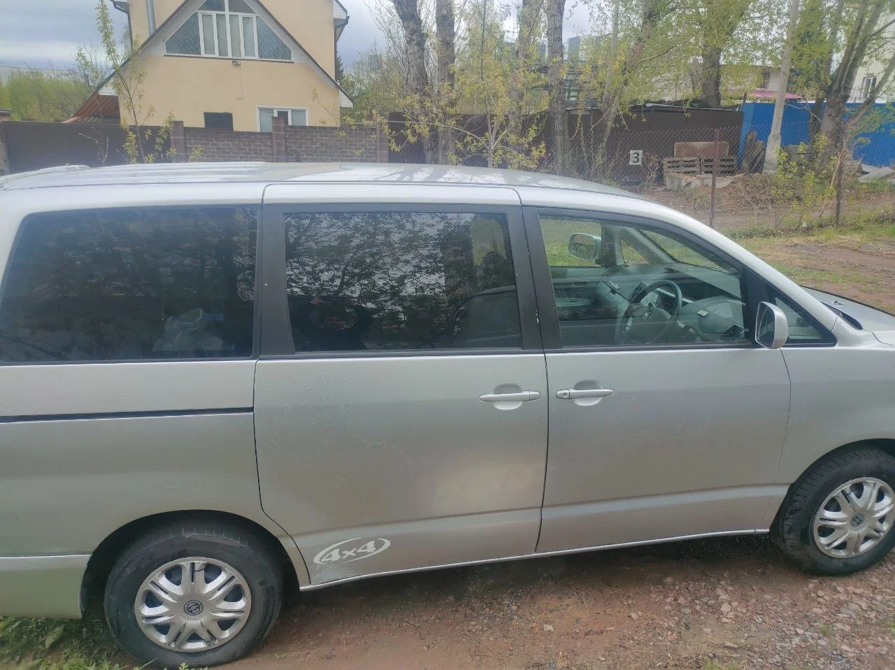 Продажа Toyota Voxy, 2005 год в Красноярске - миниатюра 5