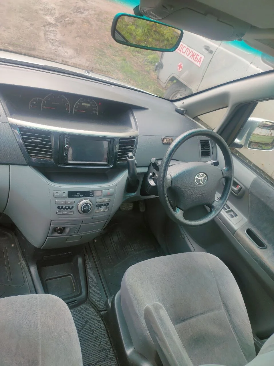 Продажа Toyota Voxy, 2005 год в Красноярске - миниатюра 6
