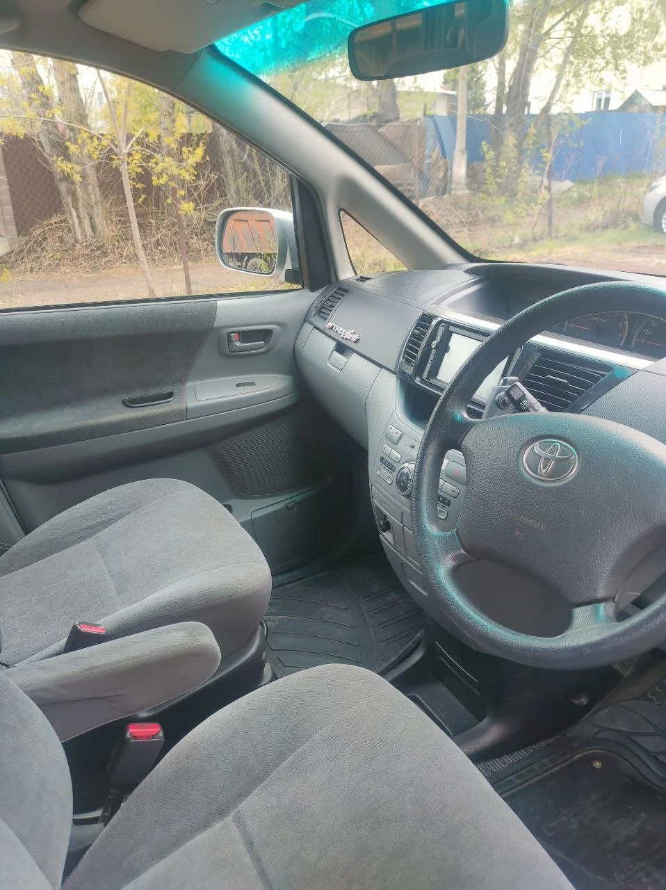 Продажа Toyota Voxy, 2005 год в Красноярске - миниатюра 7