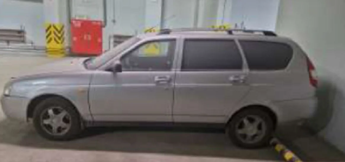 LADA PRIORA 2010 года выпуска. - миниатюра 4