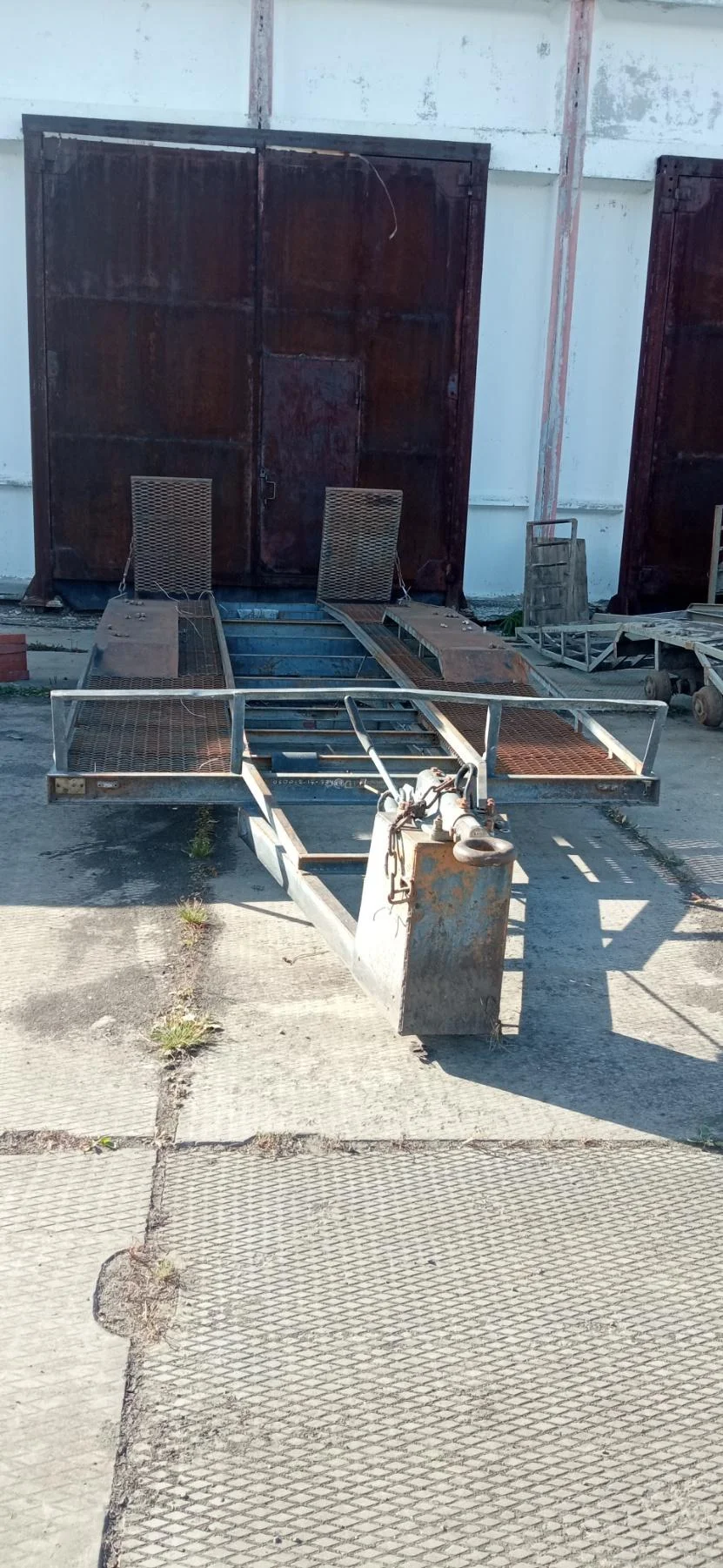 Прицеп тракторный СКБ 300-07 - миниатюра 4