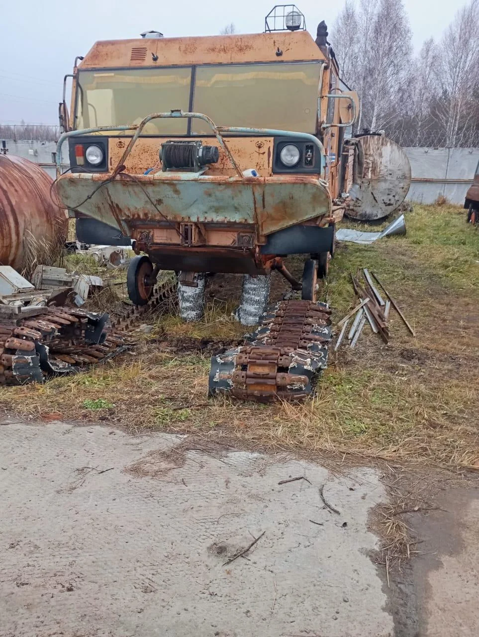 Гусеничная транспортная машина ЧЕТРА ТМ - 130. - изображение 1